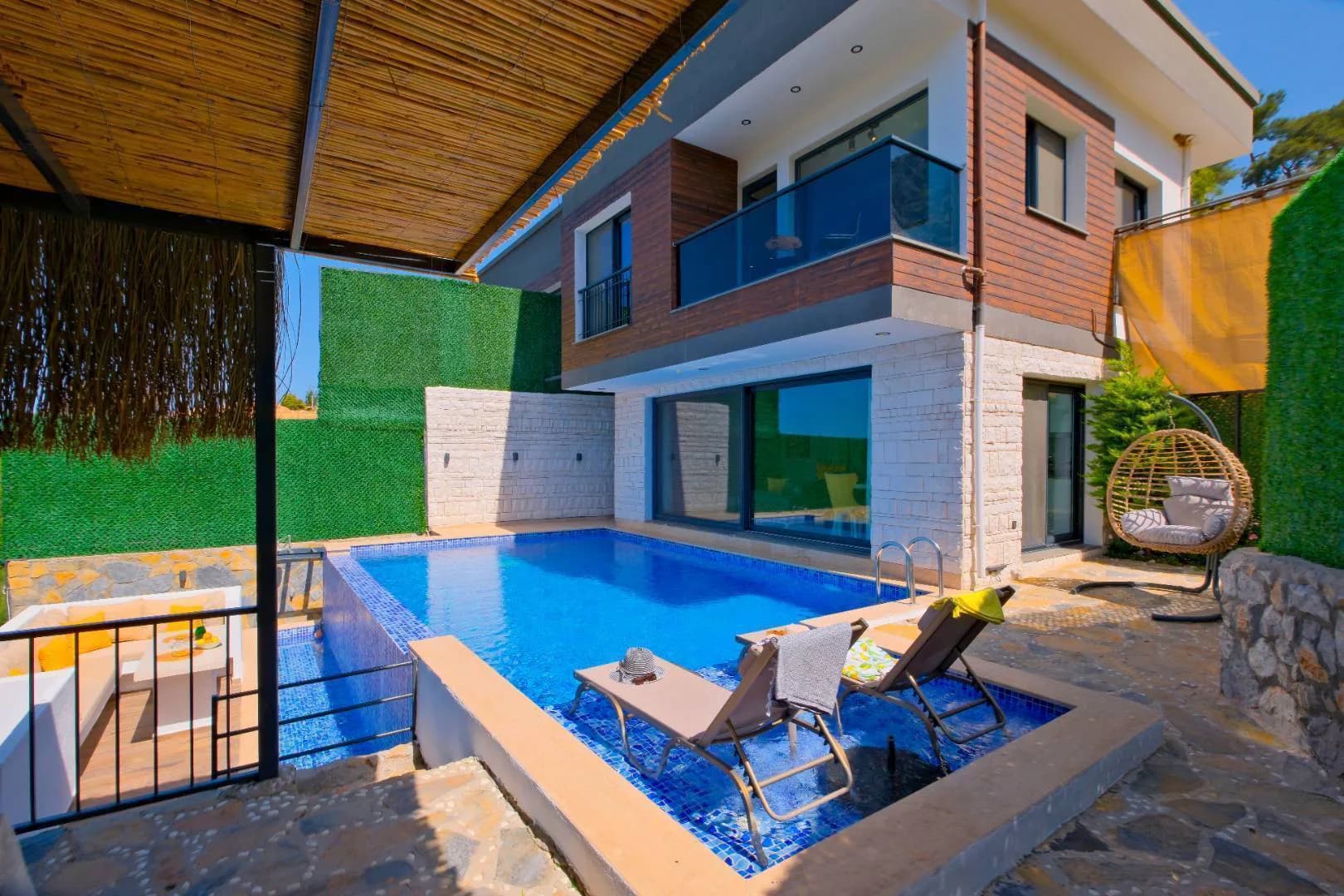 Fethiye Karaağaç'ta Eşsiz Doğa İçinde, Özel Havuzlu, Konforlu Villa görsel 1