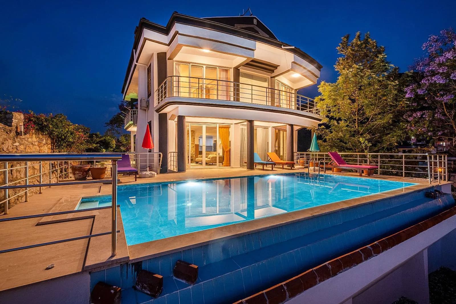 Fethiye'de Kalabalık Ailelere Uygun, Özel Havuzlu, Lüks Villa görsel 3