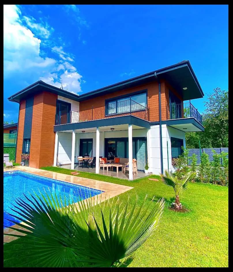 Sapanca Kırkpınar'da Merkezi Konumda, Özel Havuzlu, Kiralık Lüks Villa görsel 1