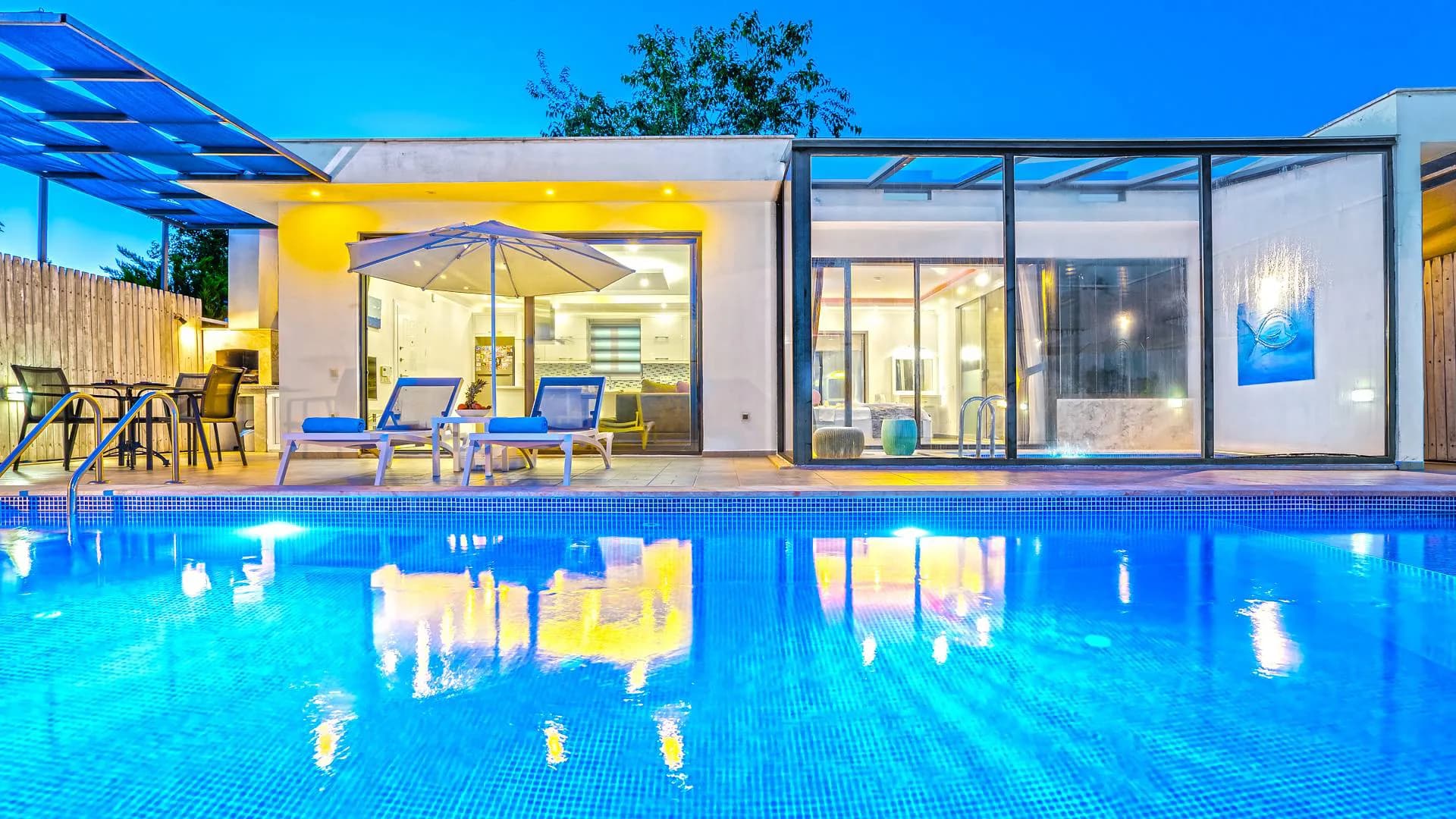Kalkan Üzümlü'de Sakin Konumda, Isıtmalı Havuzlu, 1+1 Villa görsel 1