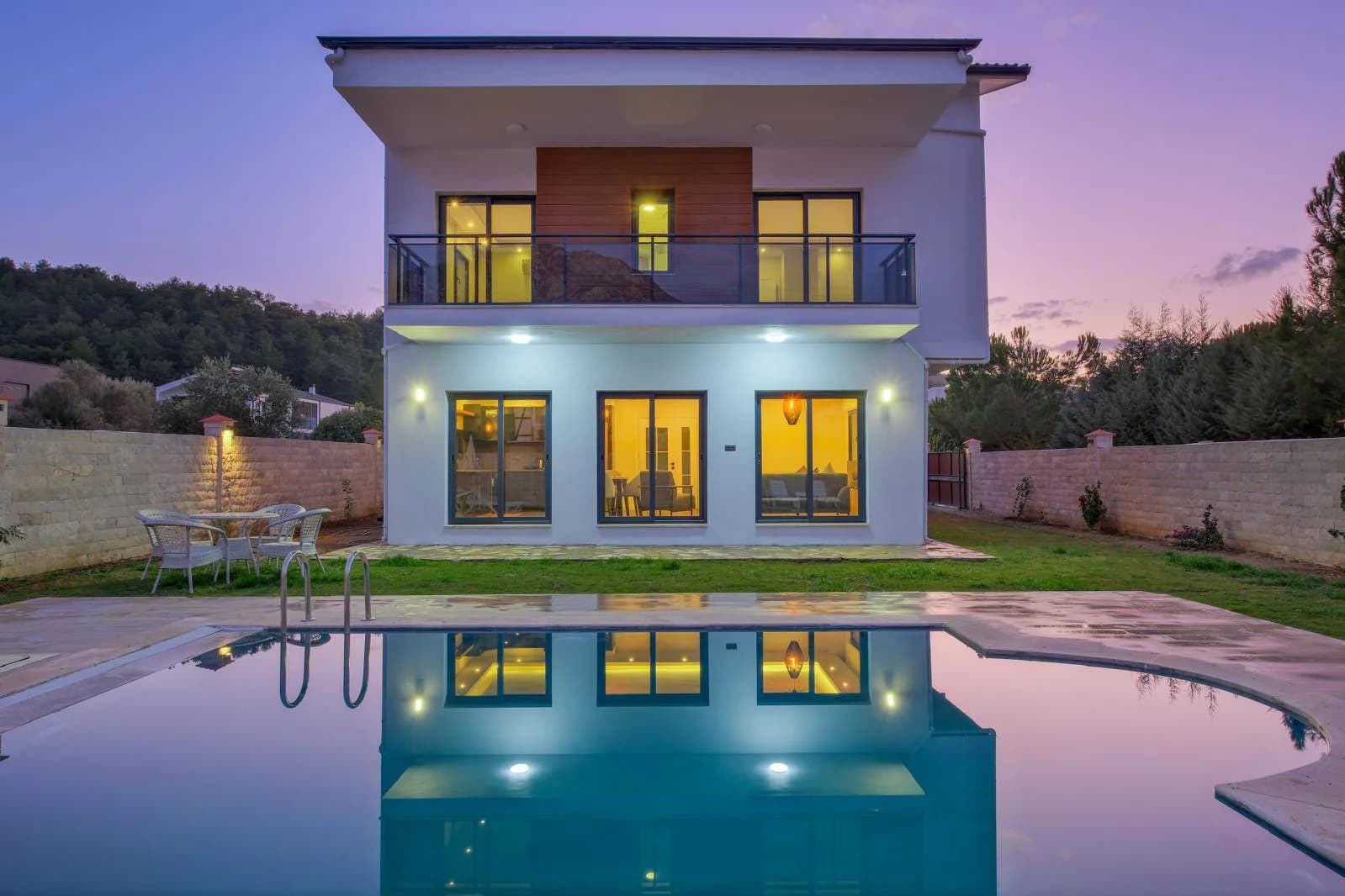 Fethiye Yeşilüzümlü'de Sakin Doğada, Özel Havuzlu, Konforlu Villa görsel 2