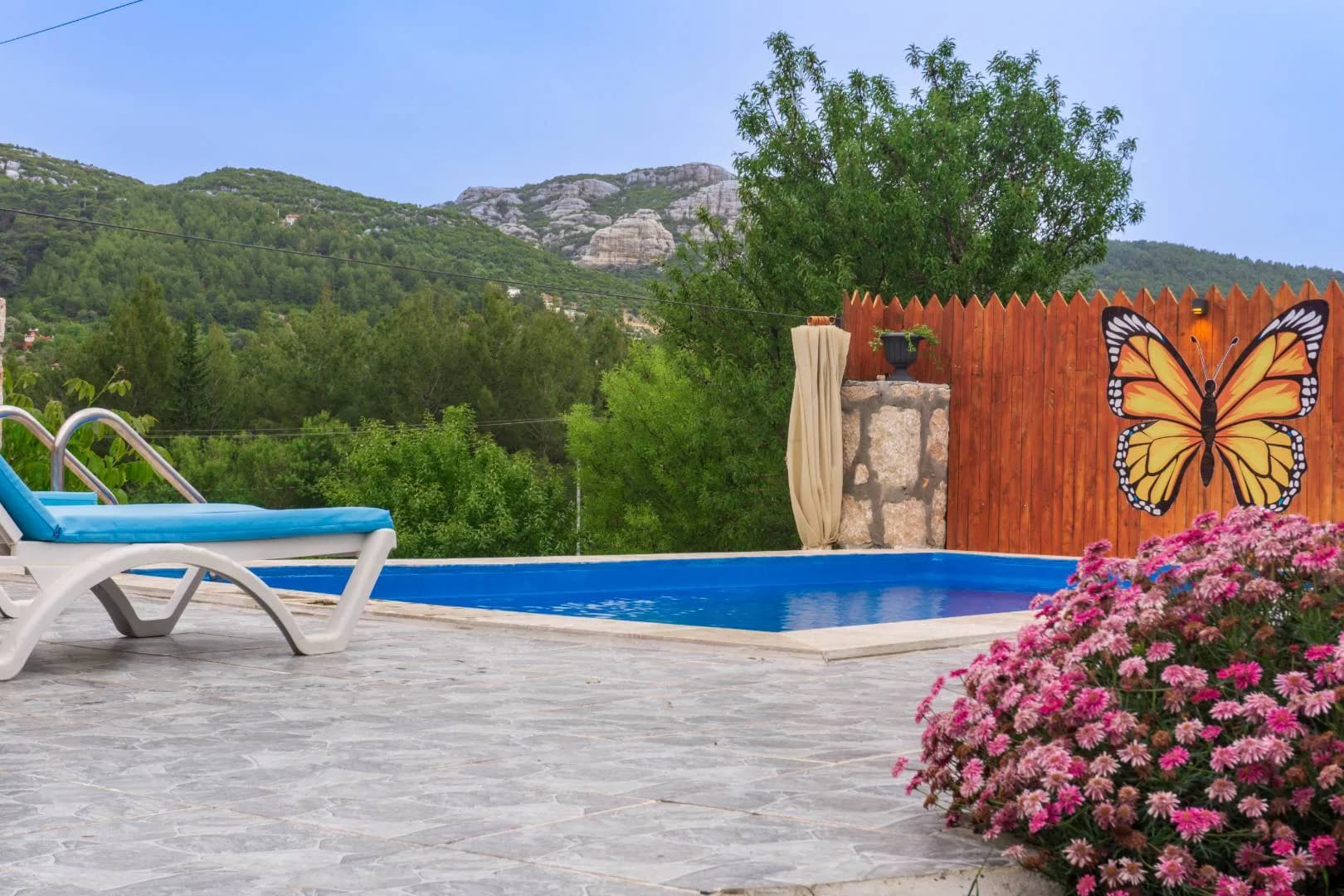 Kaş Sarıbelen'de Doğa İle İç İçe, Özel Havuzlu, 1+1 Villa görsel 2