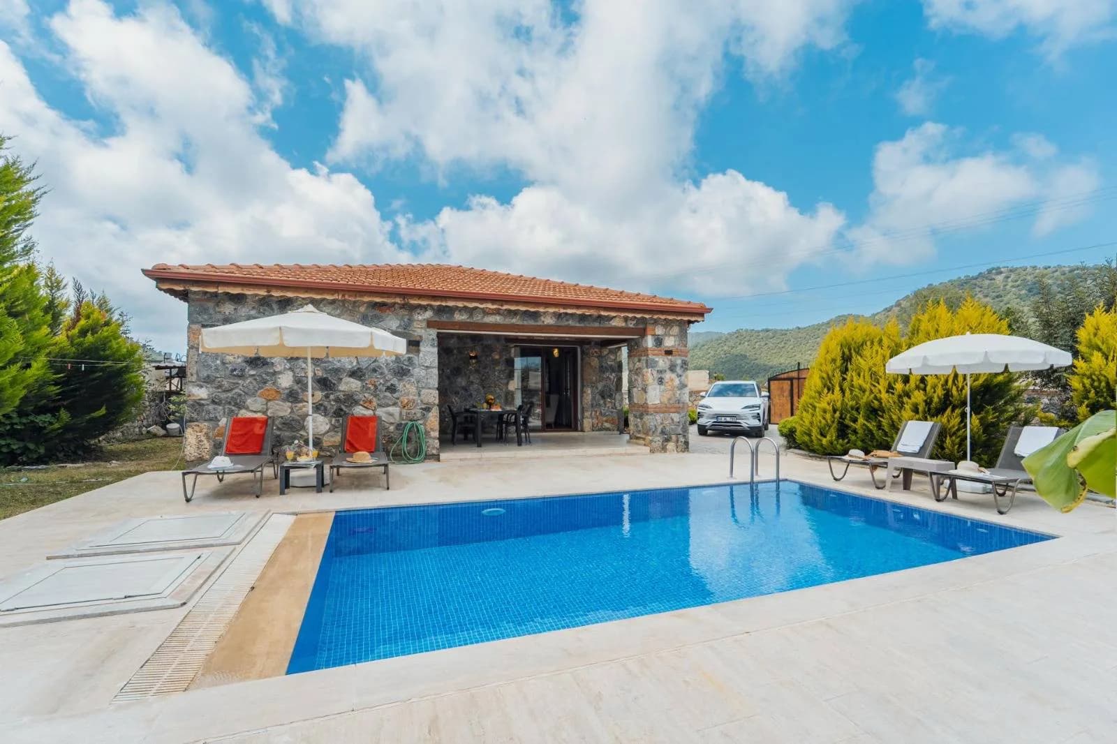 Fethiye Kayaköy'de Çekirdek Ailelere Uygun, Özel Havuzlu, Taş Villa görsel 1
