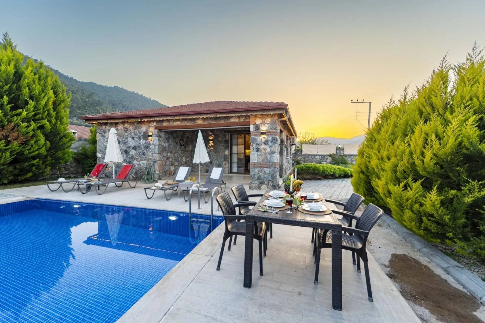 Fethiye Kayaköy'de Çekirdek Ailelere Uygun, Özel Havuzlu, Taş Villa görsel 3