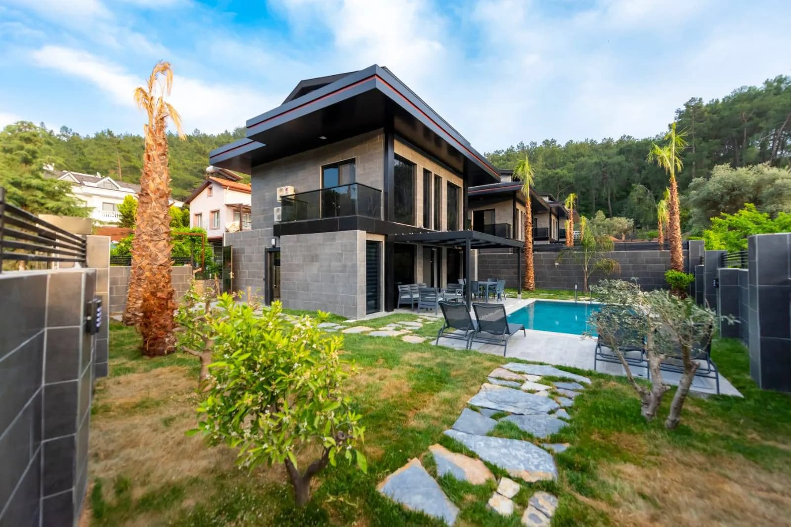 Fethiye Göcek'te Denize Yakın, Özel Havuzlu, Konforlu Villa görsel 1