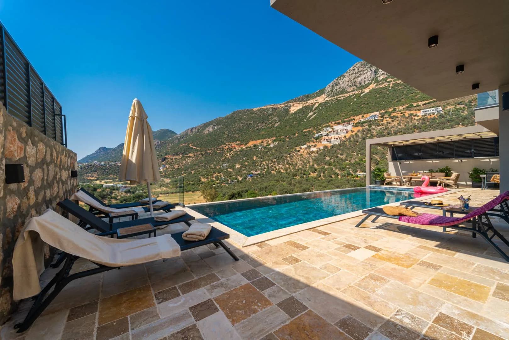 Kaş Bezirgan'da Enfes Doğa Manzaralı, Özel Havuzlu, Lüks Villa görsel 2