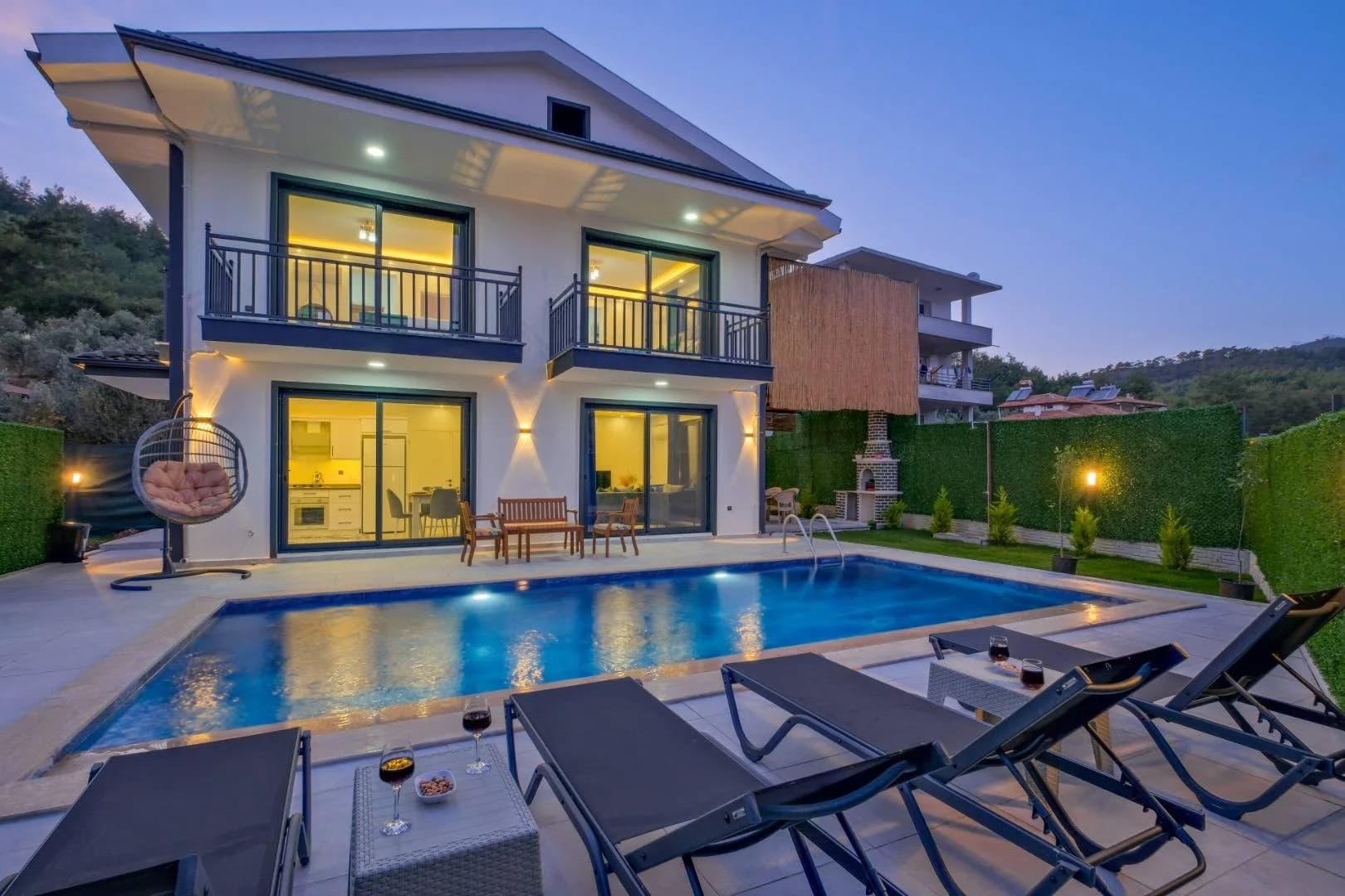 Fethiye Karagedik'te Doğa İçerisinde, Özel Havuzlu, Modern Villa görsel 1