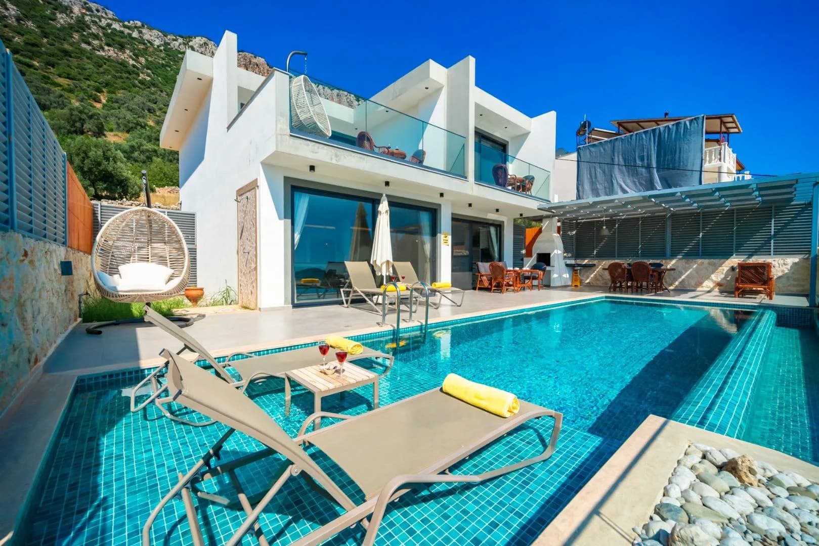 Kaş Kördere'de Merkeze Yakın, Özel Havuzlu, 2+1 Villa görsel 1