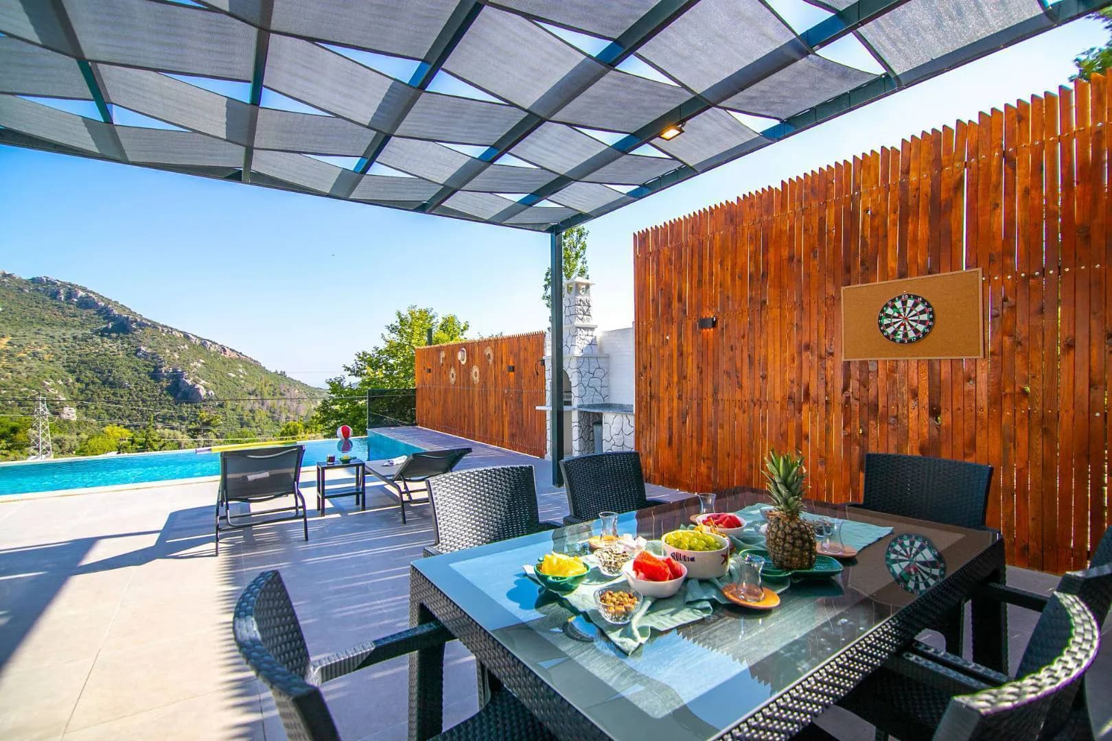 Kaş İslamlar'da Modern Tasarımlı, Özel Havuzlu, 3+1 Kiralık Villa görsel 2