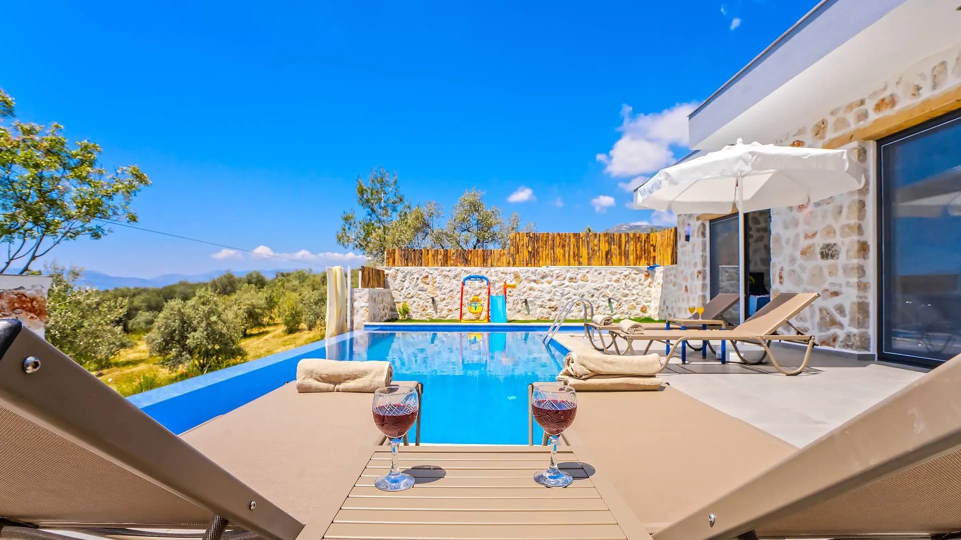 Kaş Üzümlü'de Çekirdek Ailelere Uygun, Özel Havuzlu, 2+1 Villa görsel 3