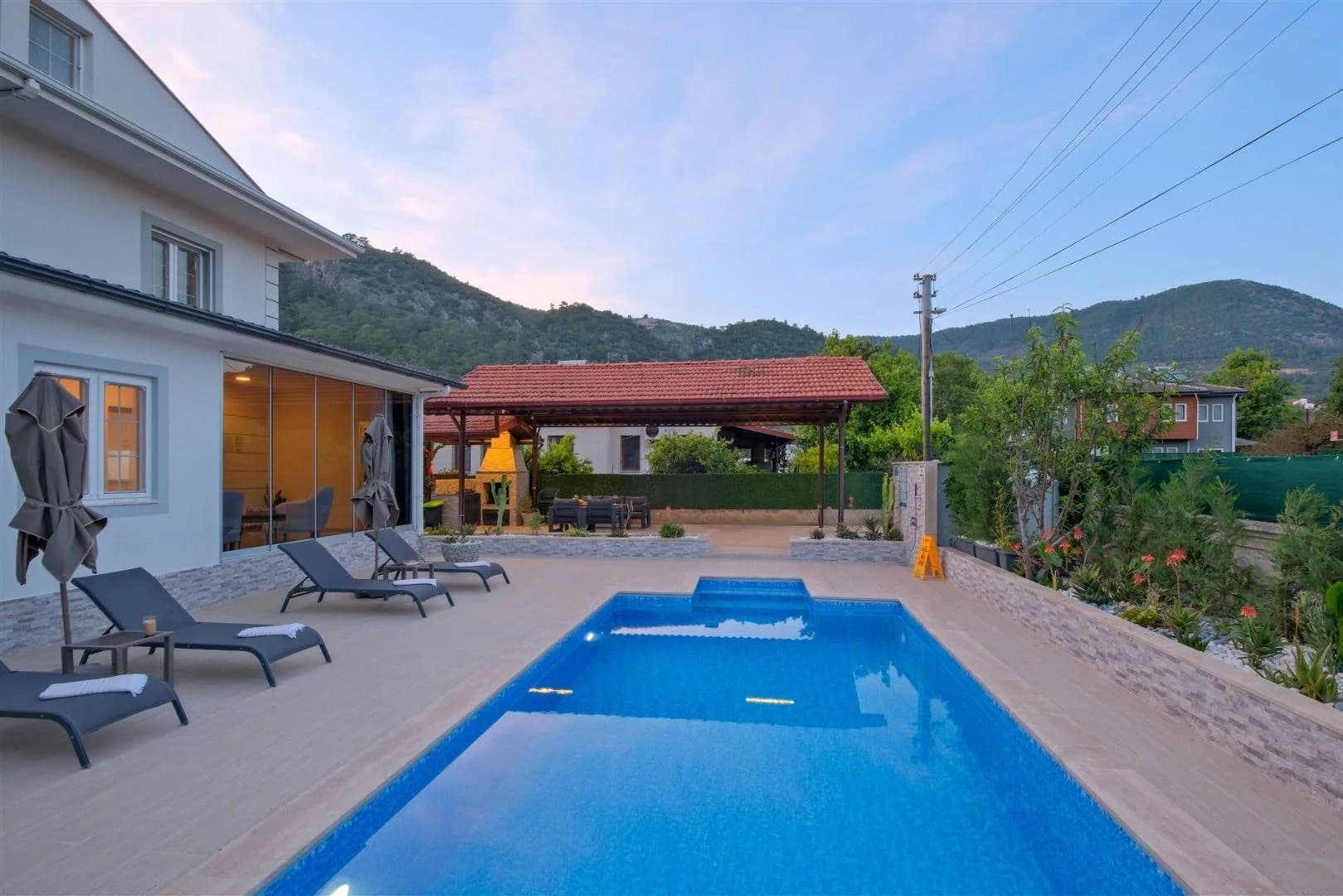 Fethiye İnlice'de Doğa İle İç İçe, Özel Havuzlu, Kiralık Villa görsel 3