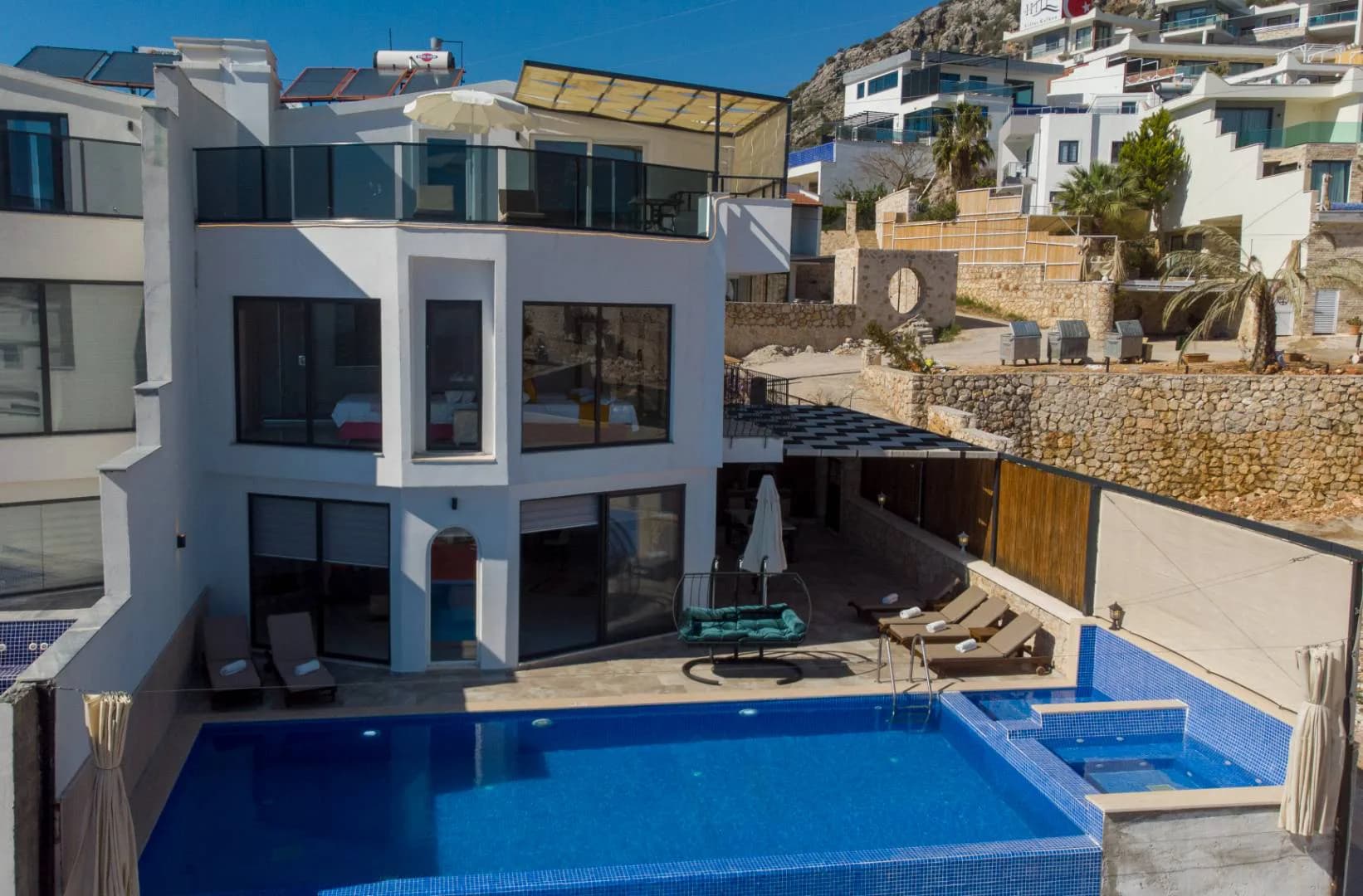 Kaş İslamlar'da Panoramik Deniz Manzaralı, Özel Havuzlu, Lüks Villa görsel 1