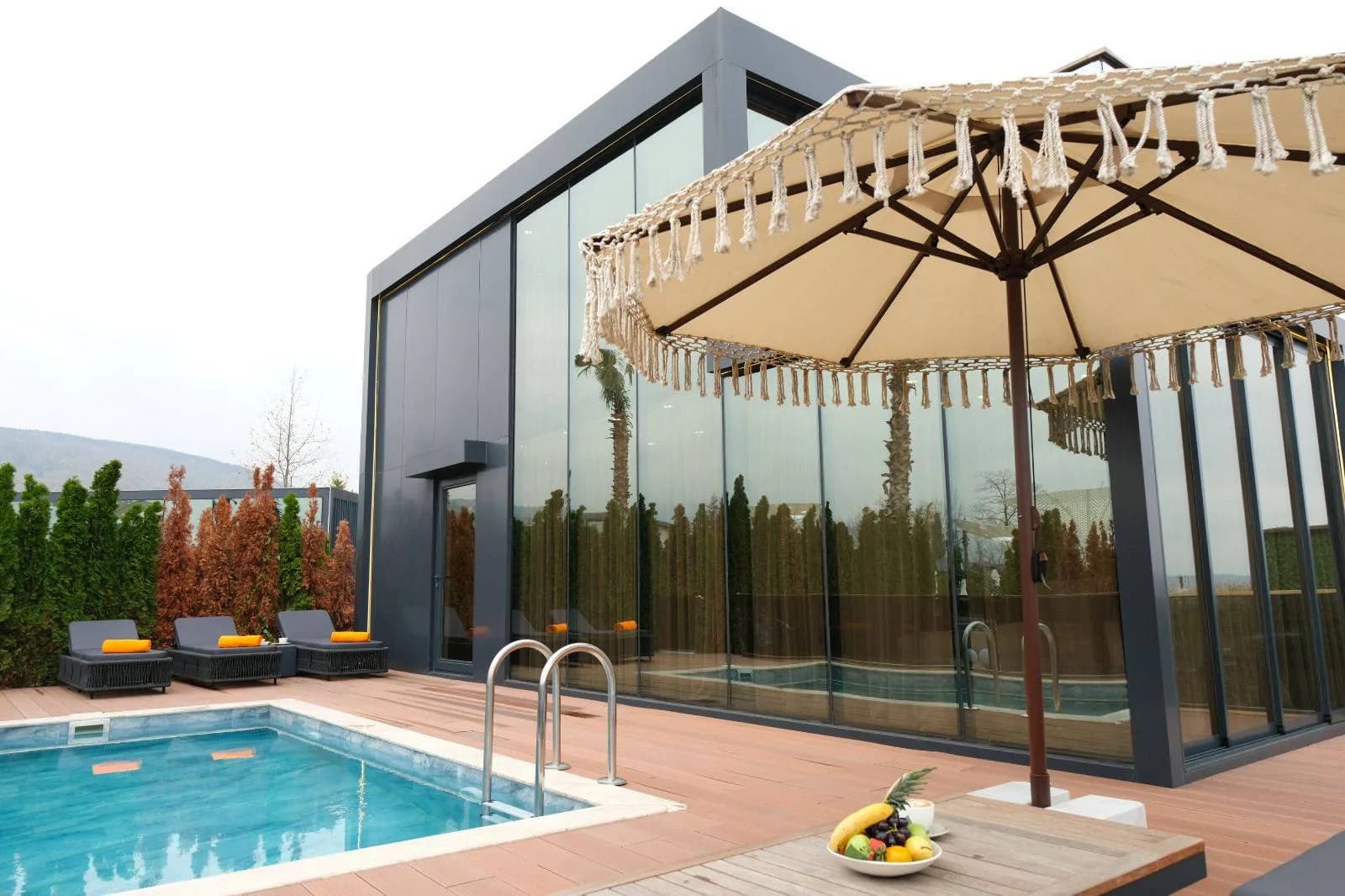 Sapanca'da Göle Sıfır, Isıtmalı Özel Havuzlu, Modern Tiny House görsel 1