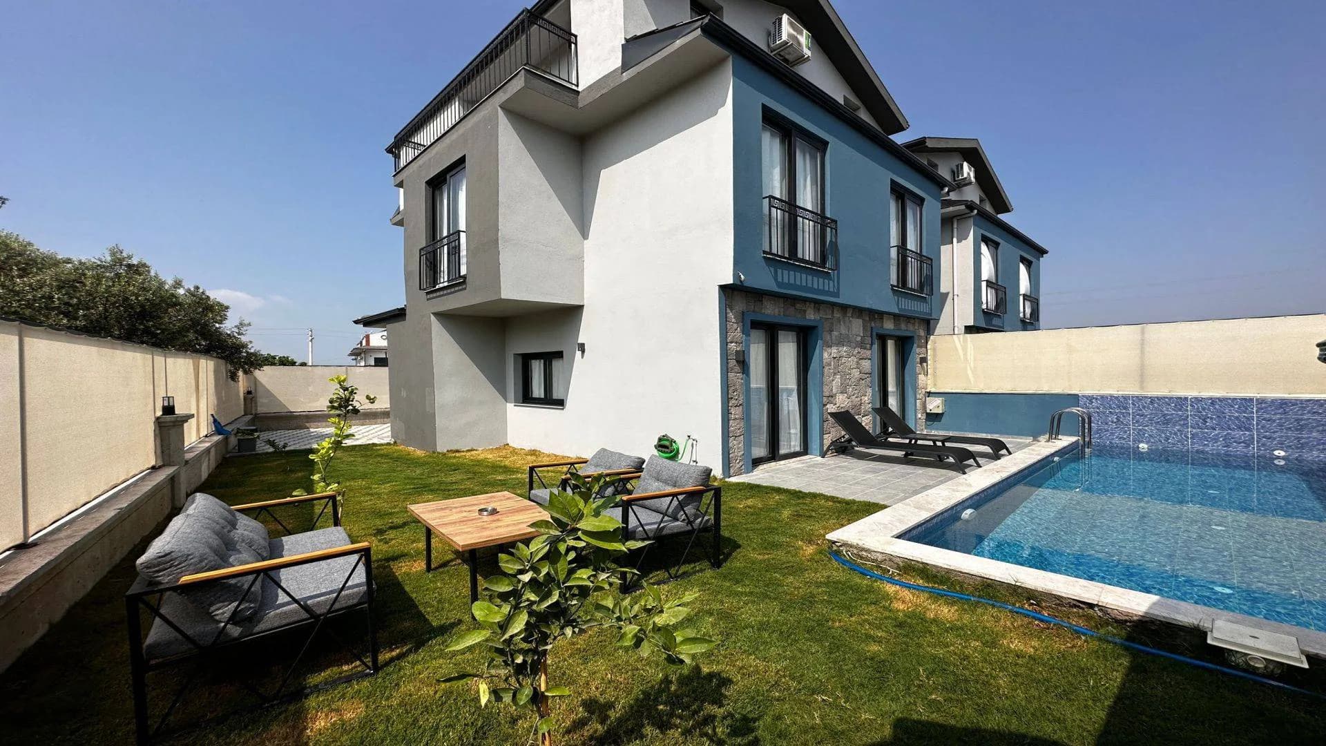 Fethiye Karaçulha'da Modern Tasarımlı, Özel Havuzlu, Kiralık Villa görsel 1
