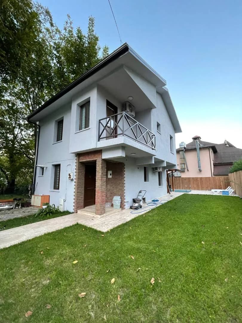 Sapanca Kırkpınar'da Merkezi Konumda, Isıtmalı Havuzlu, Modern Villa görsel 1