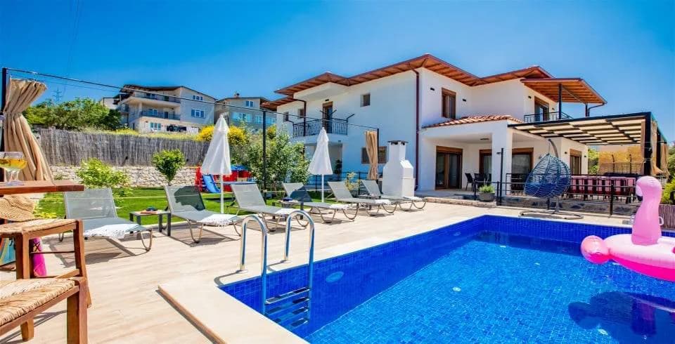 Kaş Ağullu'da Muhteşem Doğada, Çocuk Oyun Alanlı, Lüks Villa görsel 1