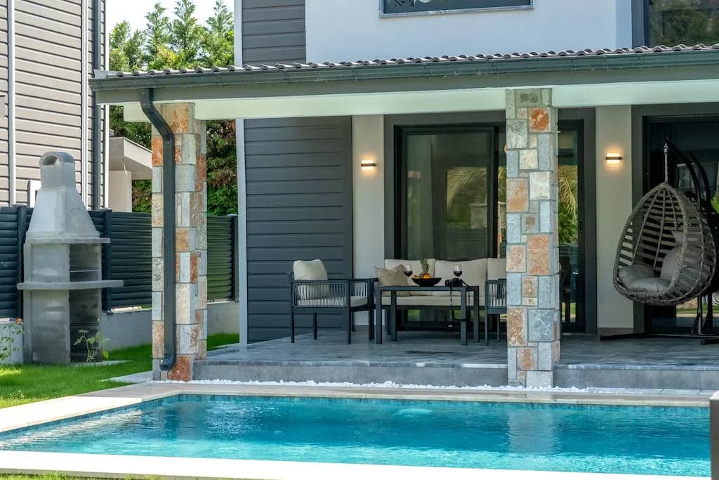 Fethiye Göcek'te Kalabalık Ailelere Uygun, Özel Havuzlu, Modern Villa görsel 1