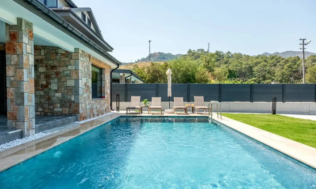 Fethiye Göcek'te Kalabalık Ailelere Uygun, Özel Havuzlu, Modern Villa görsel 3