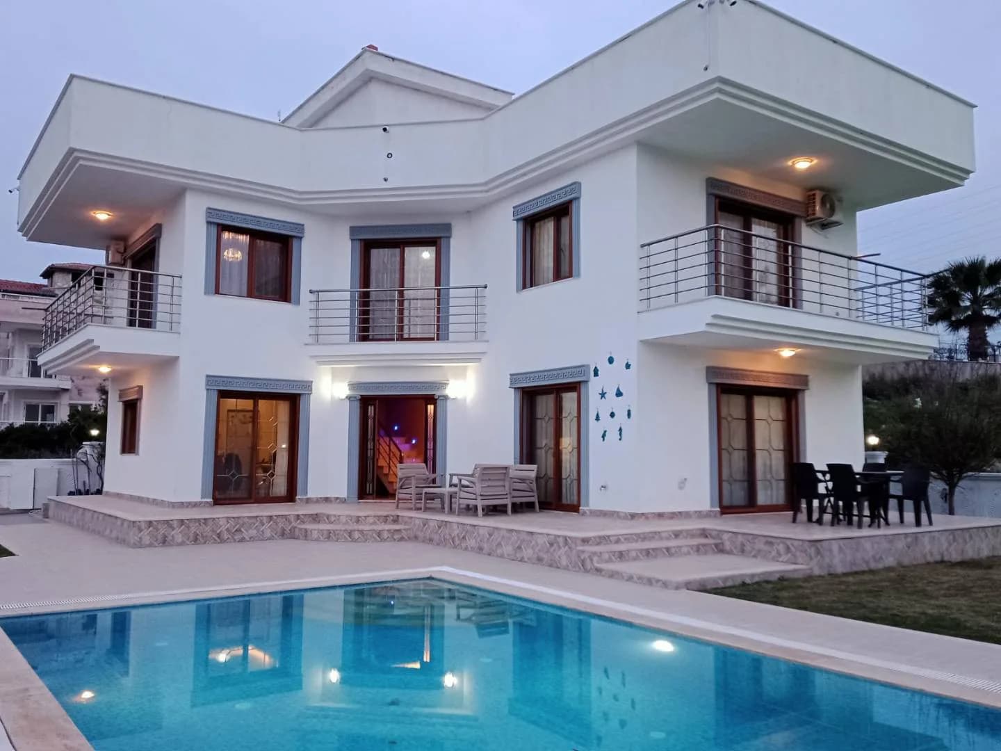 Didim Ak-Yeniköy'de Kalabalık Ailelere Uygun, Özel Havuzlu, Lüks Villa görsel 1