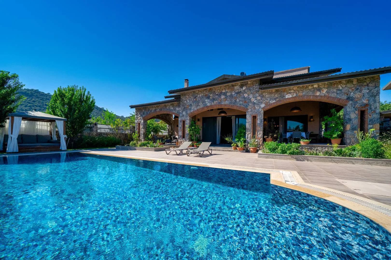 Fethiye Kayaköy'de Doğa İçerisinde, Özel Havuzlu, Modern Lüks Villa görsel 3