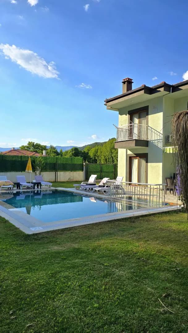 Marmaris Çamlı'da Merkezi Konumda, Özel Havuzlu, Kiralık Villa görsel 1