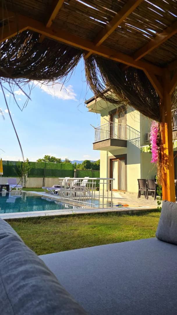 Marmaris Çamlı'da Merkezi Konumda, Özel Havuzlu, Kiralık Villa görsel 2