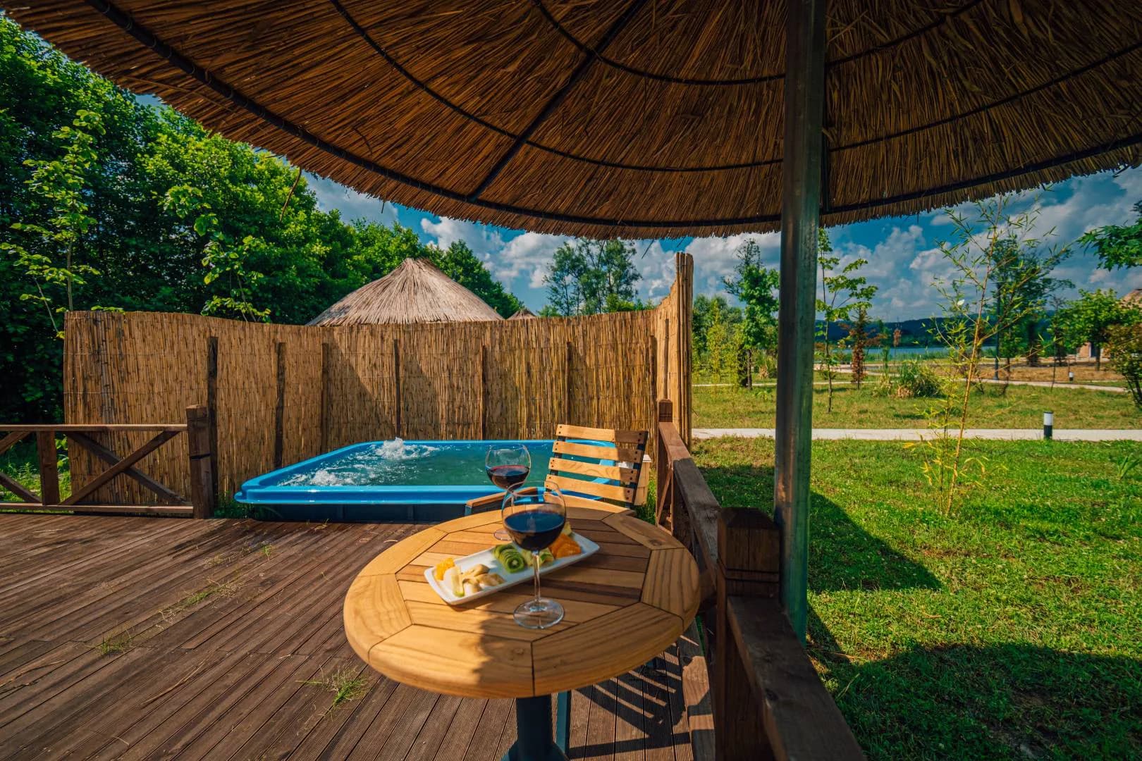 Sapanca Yanık'ta Doğanın Kucağında, Serinleme Havuzlu, Modern Glamping görsel 3
