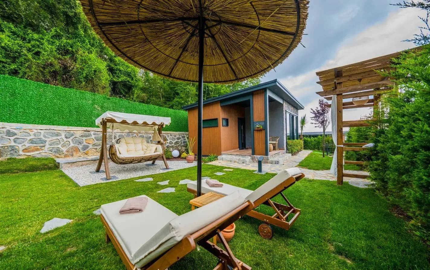 Sapanca Nailiye'de Tesis İçerisinde, Özel Havuzlu, Kiralık Villa görsel 2