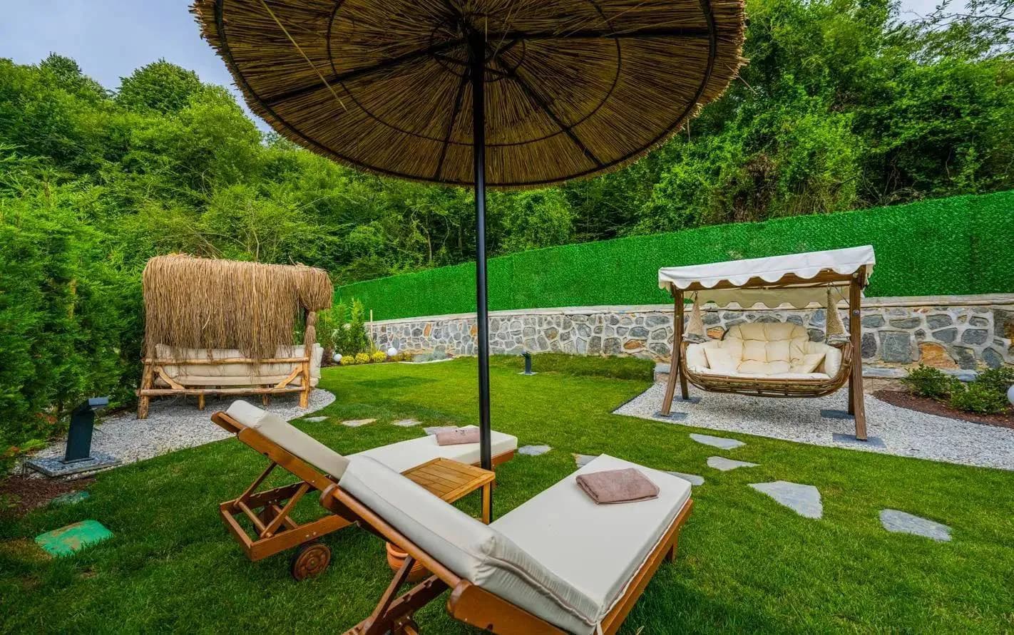 Sapanca Nailiye'de Tesis İçerisinde, Özel Havuzlu, Kiralık Villa görsel 3