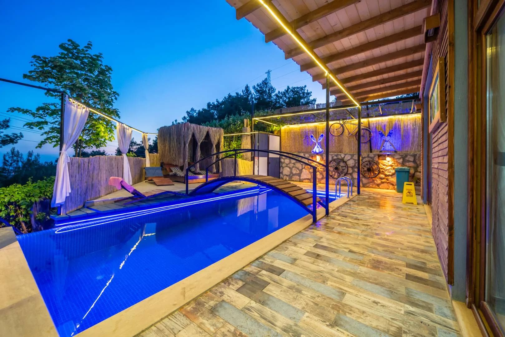 Kaş İslamlar'da Deniz Manzaralı, Havuzlu, Lüks Tatil Villası görsel 3