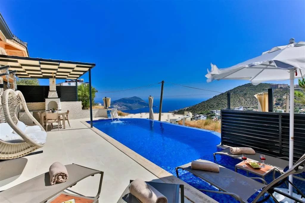Kaş İslamlar'da Benzersiz Deniz Manzaralı, Özel Havuzlu, Kiralık Villa görsel 2