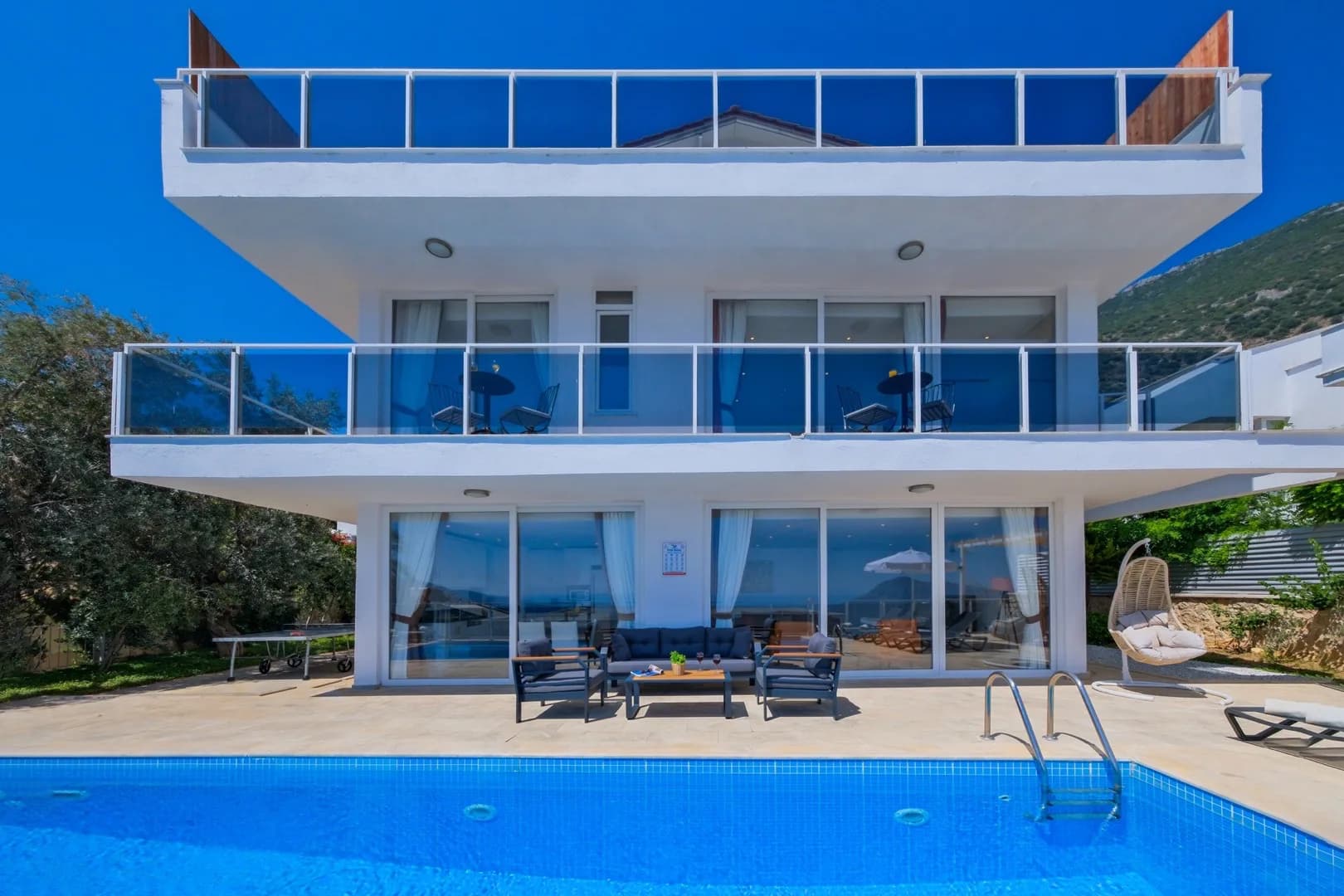 Kalkan'da Kalabalık Ailelere Uygun, Sonsuzluk Havuzlu, Kiralık Villa görsel 1