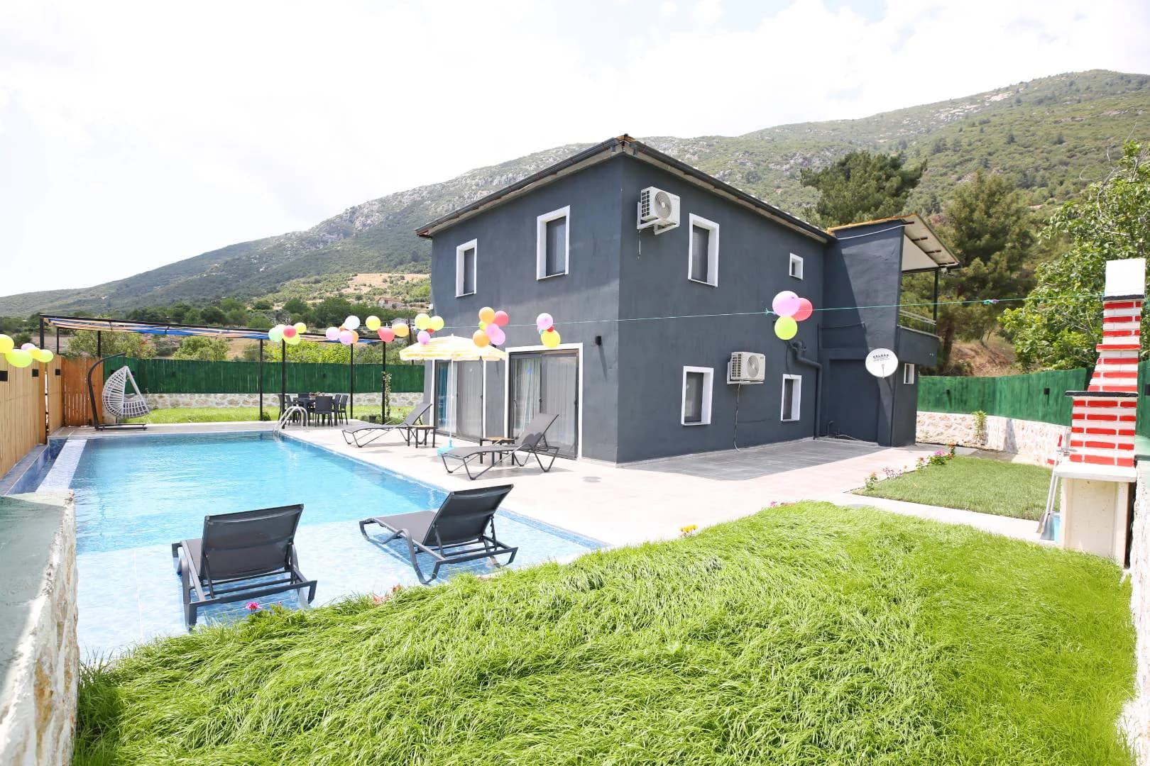 Kaş Hacıoğlan'da Balayı Çiftlerine Uygun, Özel Havuzlu, Lüks Villa görsel 1