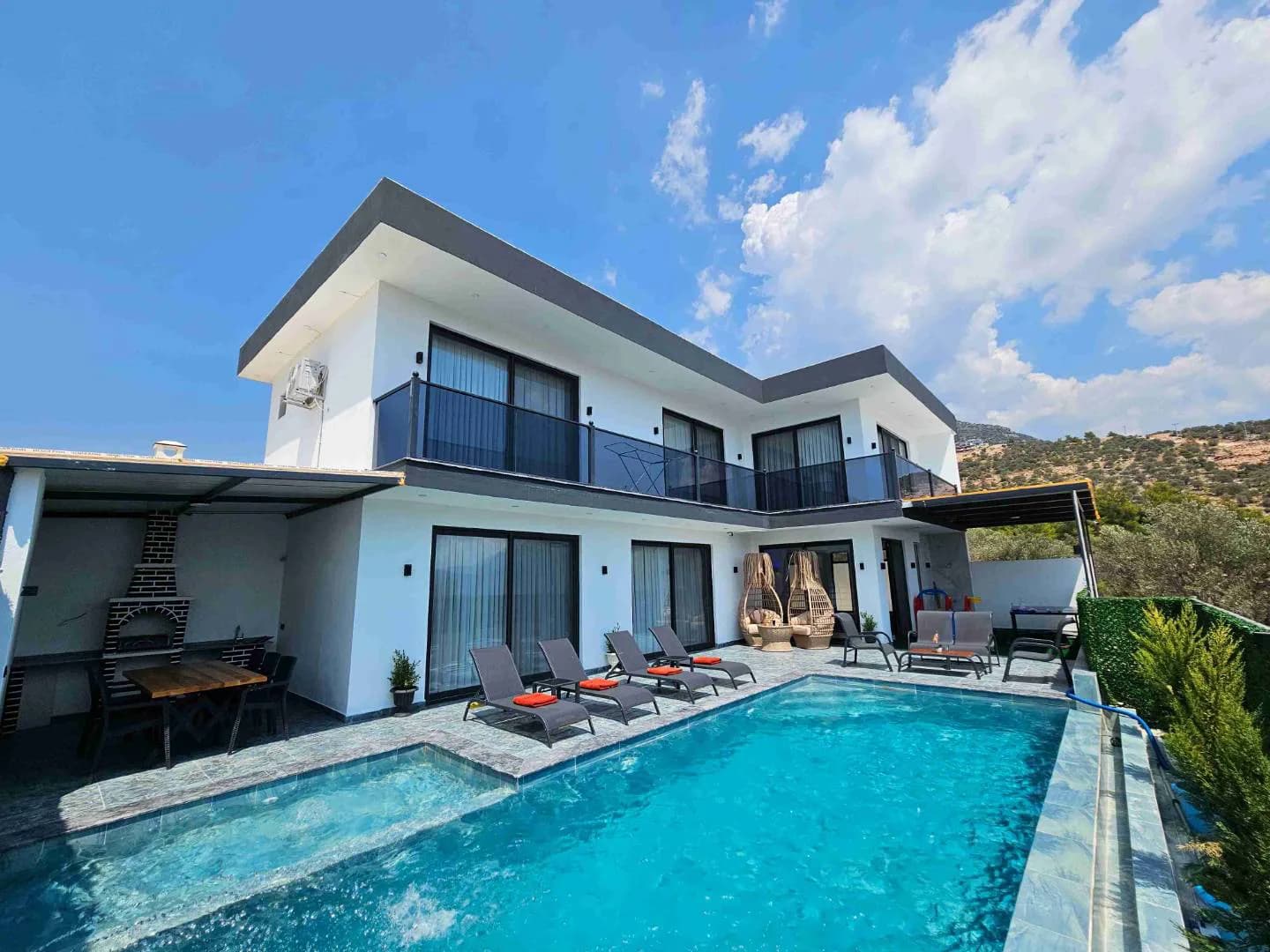 Kaş Çavdır'da Balayı Çiftlerine Uygun, Isıtmalı Havuzlu, Kiralık Villa görsel 2