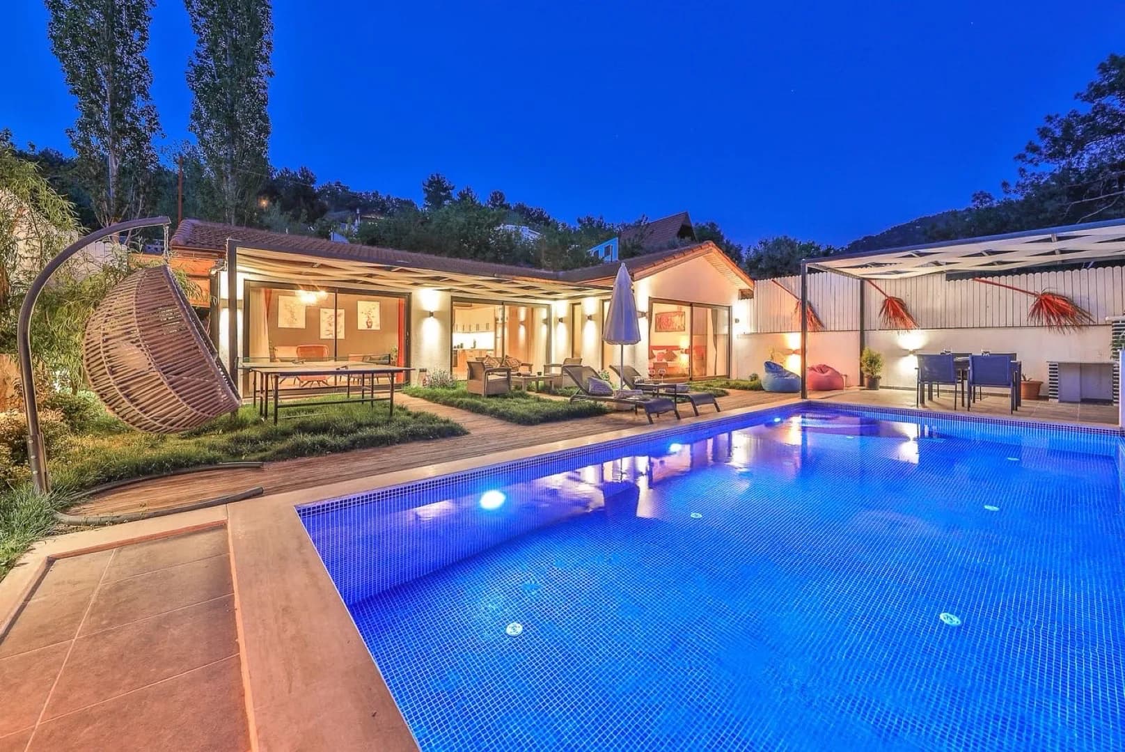 Kaş İslamlar'da Doğa Manzarasına Sahip, Özel Havuzlu, Bahçeli Villa görsel 1