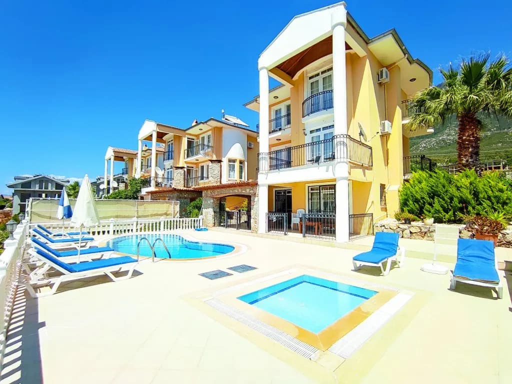Ölüdeniz'de Kalabalık Ailelere Uygun, Özel Havuzlu, Müstakil Villa görsel 2