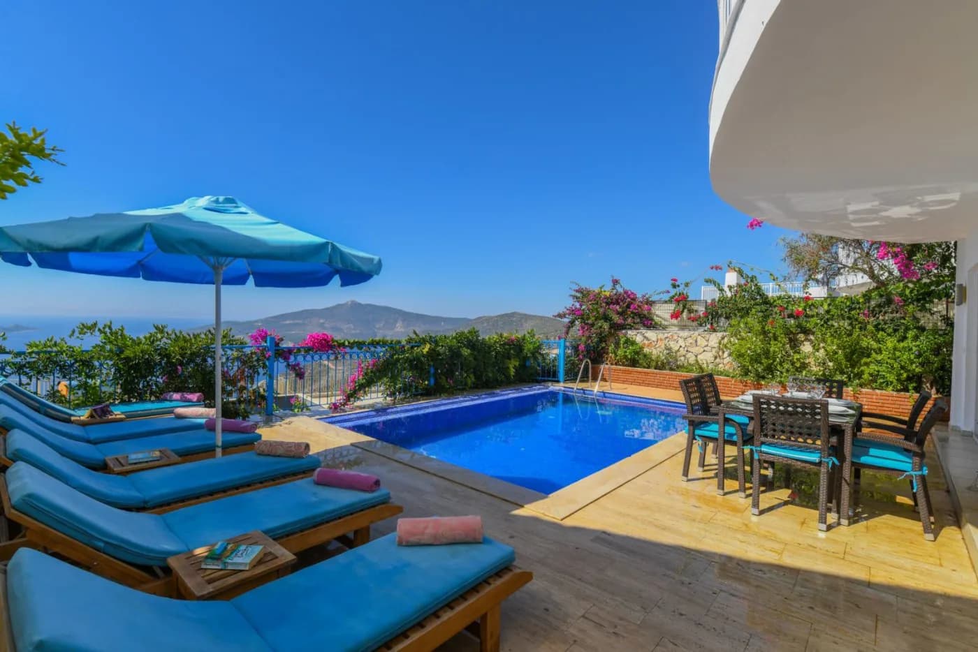Kalkan Bezirgan'da Doğa Manzaralı, Sonsuzluk Havuzlu, 6 Kişilik Villa görsel 3