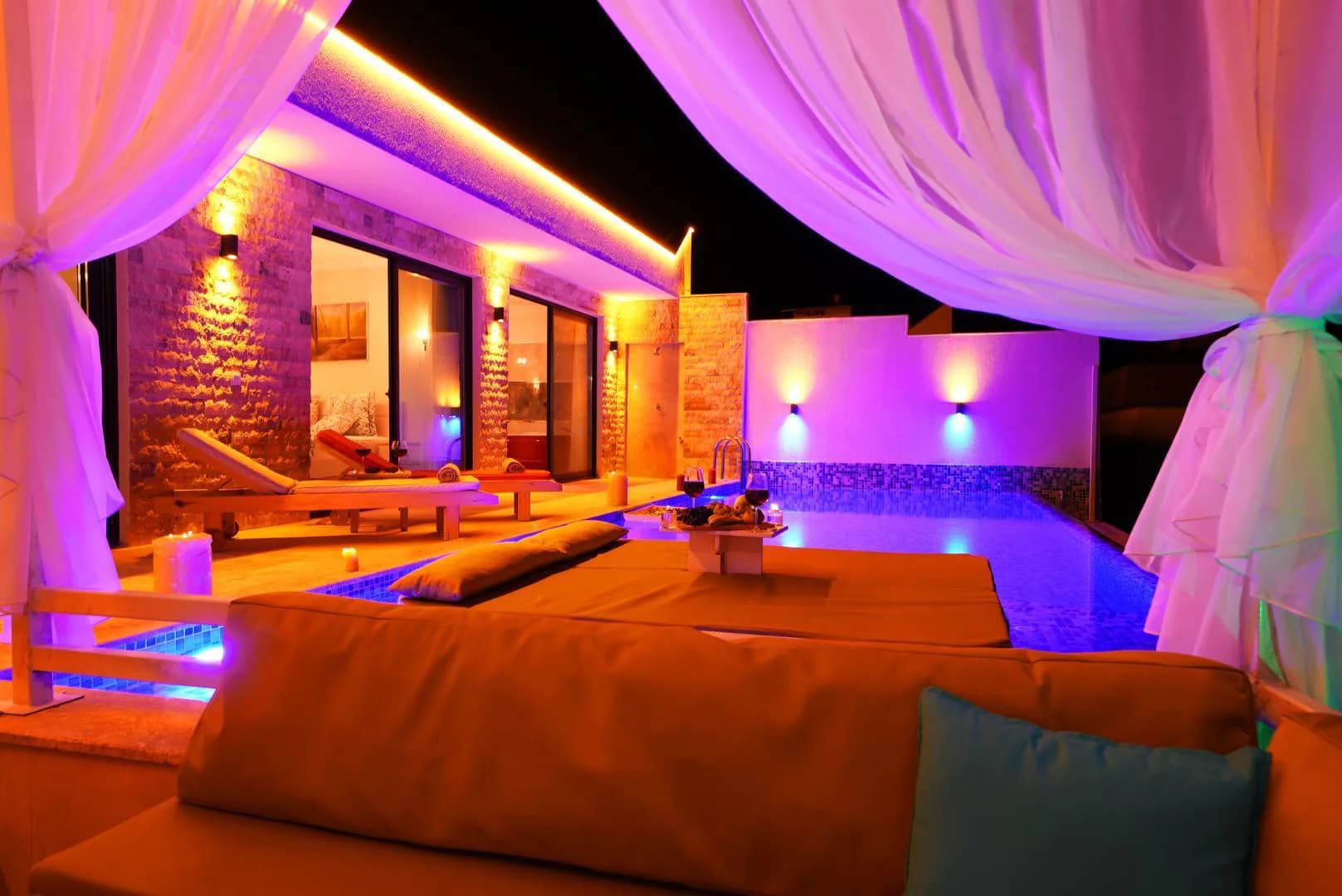 Kaş İslamlar'da Deniz ve Doğa Manzaralı, Özel Havuzlu, Lüks Villa görsel 3