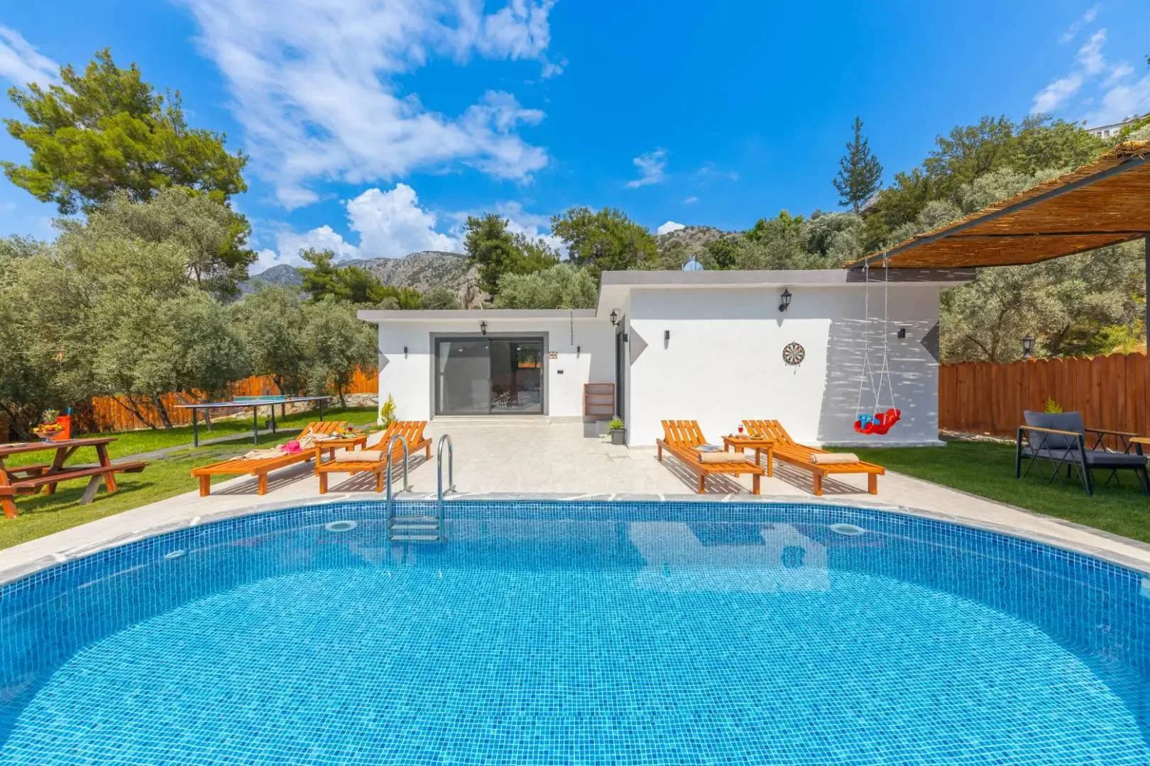 Kaş Aklar'da Huzurlu Doğada, Özel Havuzlu, Jakuzili Villa görsel 2