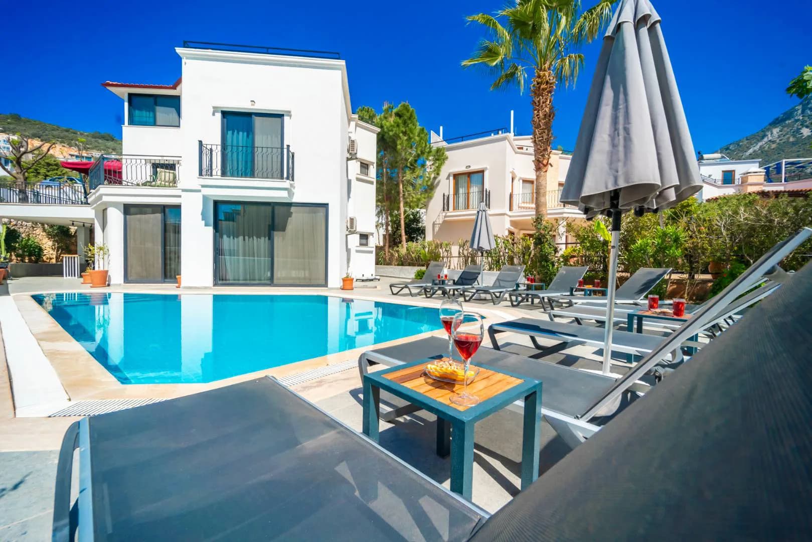Kaş Kalkan'da Deniz ve Doğa Manzaralı, Özel Havuzlu, 4+1 Villa görsel 2