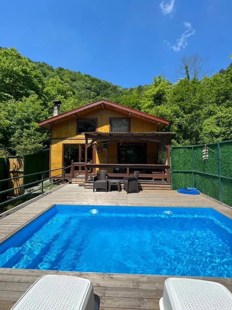 Sapanca Memnuniye'de Sessiz Konumda, Özel Havuzlu, 4 Kişilik Bungalov görsel 1