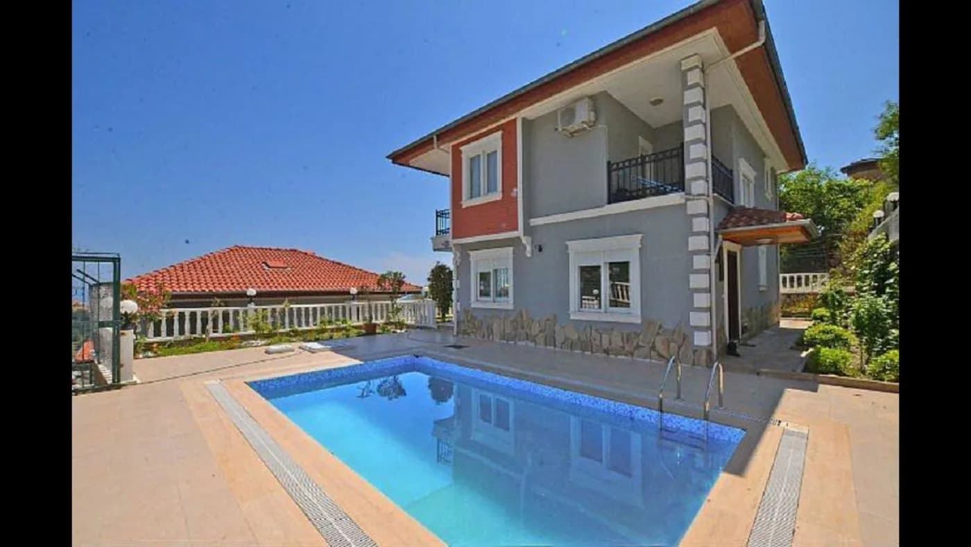 Alanya'da Deniz ve Orman Manzaralı, Özel Havuzlu, Lüks Villa görsel 1