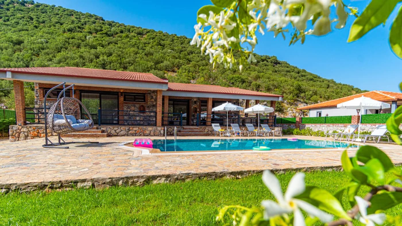 Fethiye Kayaköy'de Eşsiz Doğada, Özel Havuzlu, Kiralık Lüks Villa görsel 1