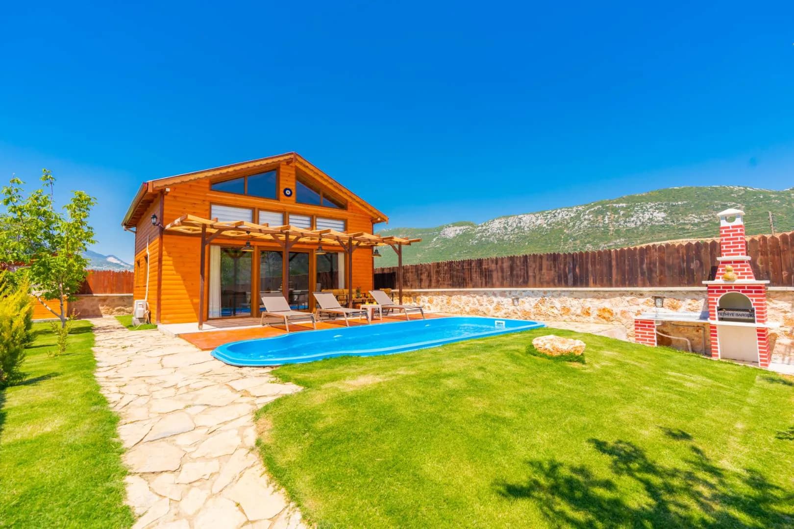 Kaş Bezirgan'da Doğa İçerisinde, Özel Havuzlu, Balayı Villası görsel 2