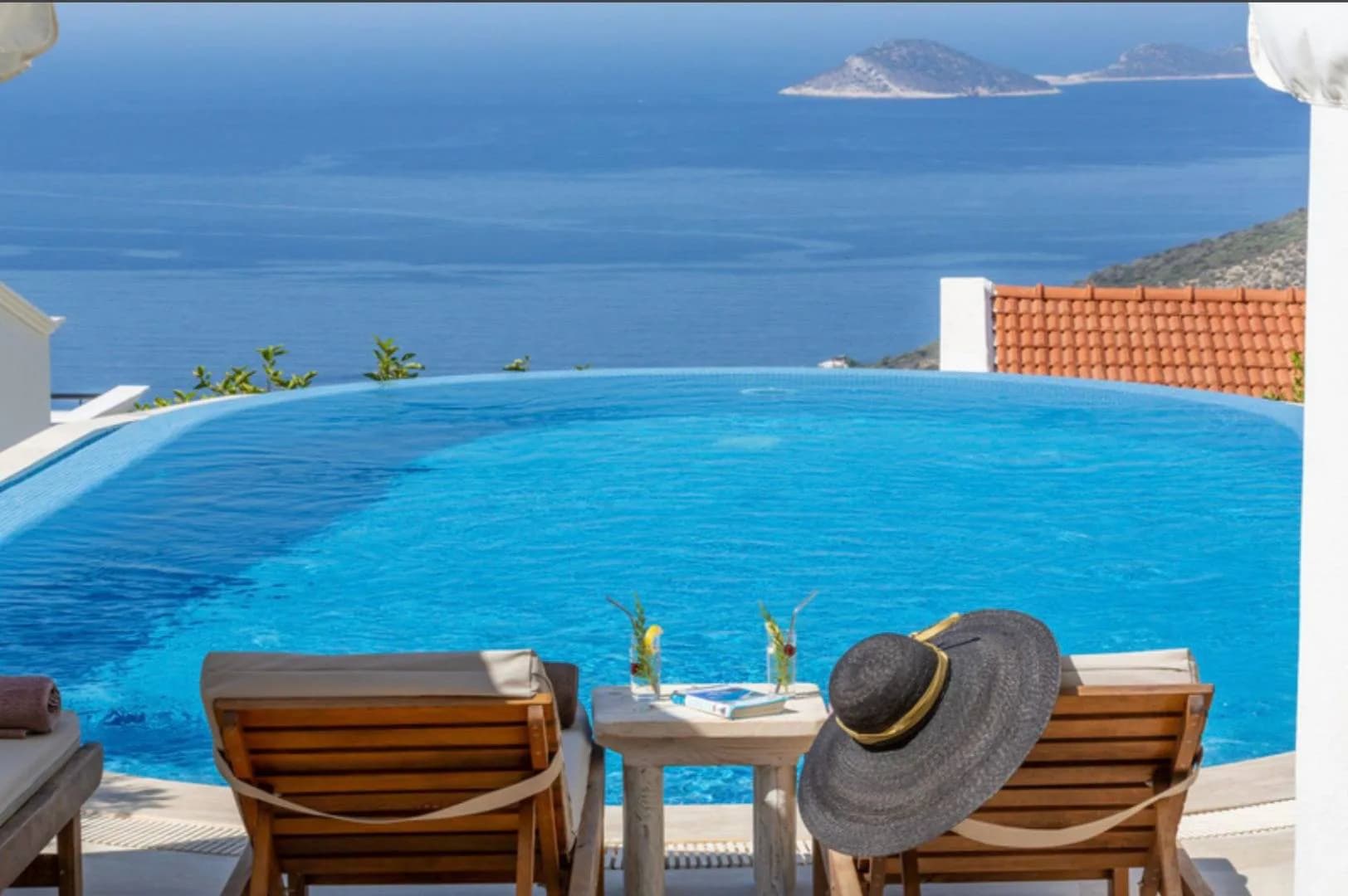Kaş Kalkan'da Muhteşem Deniz Manzaralı, Özel Havuzlu, Konforlu Villa görsel 3