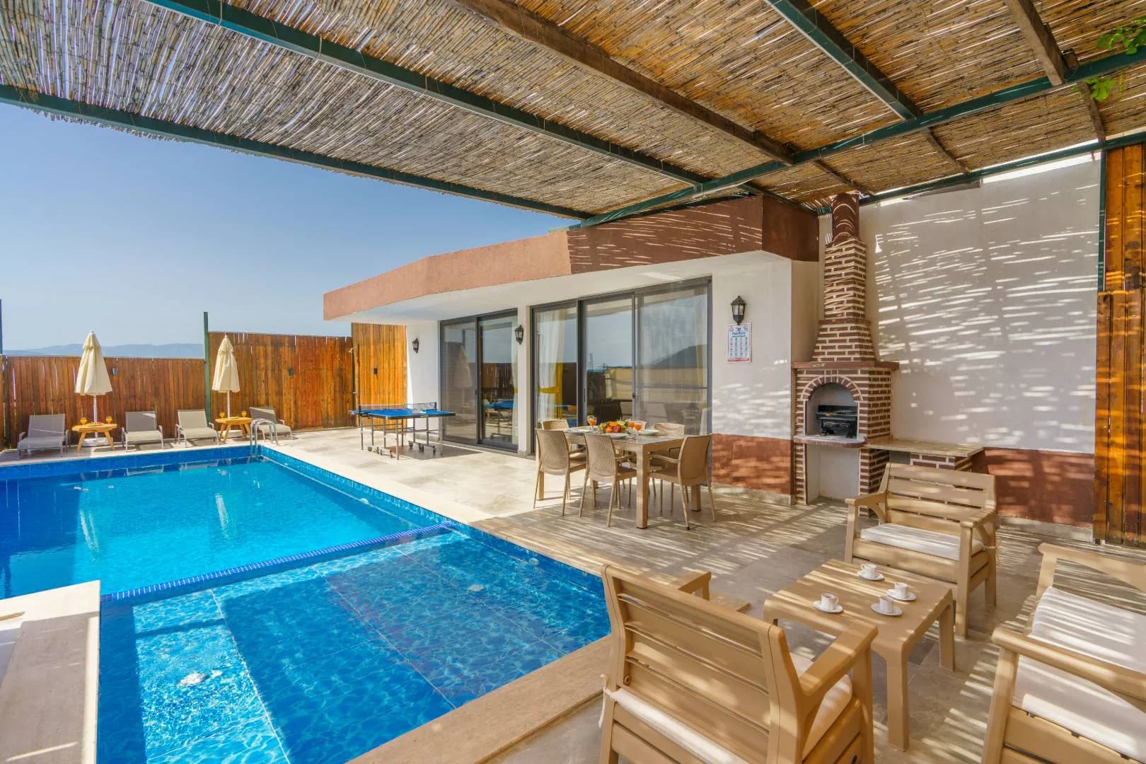 Kalkan Yeşilköy'de Sakin Konumda, Özel Havuzlu, Muhafazakar Villa görsel 2