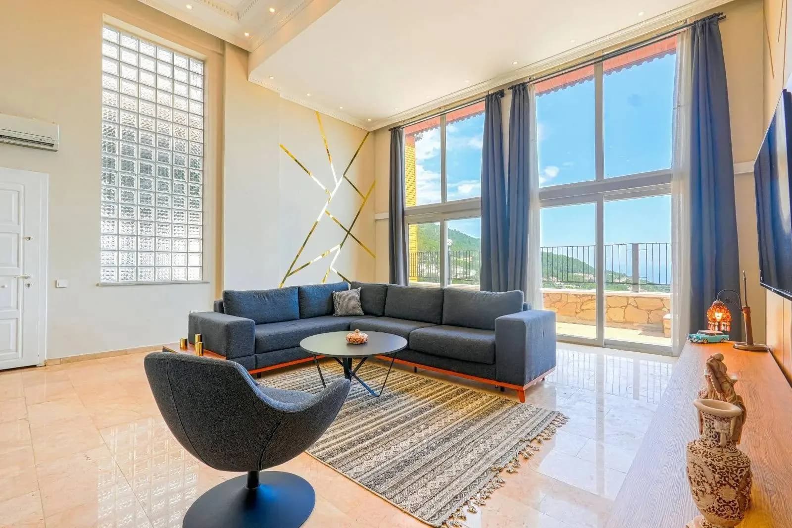 Alanya Bektaş'ta Deniz Manzaralı, Ortak Havuzlu, 1+1 Kiralık Suite görsel 1