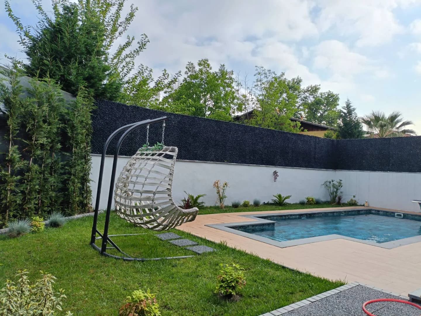Sapanca Çayiçi'nde Modern Tasarımlı, Isıtmalı Özel Havuzlu, 4+1 Villa görsel 3