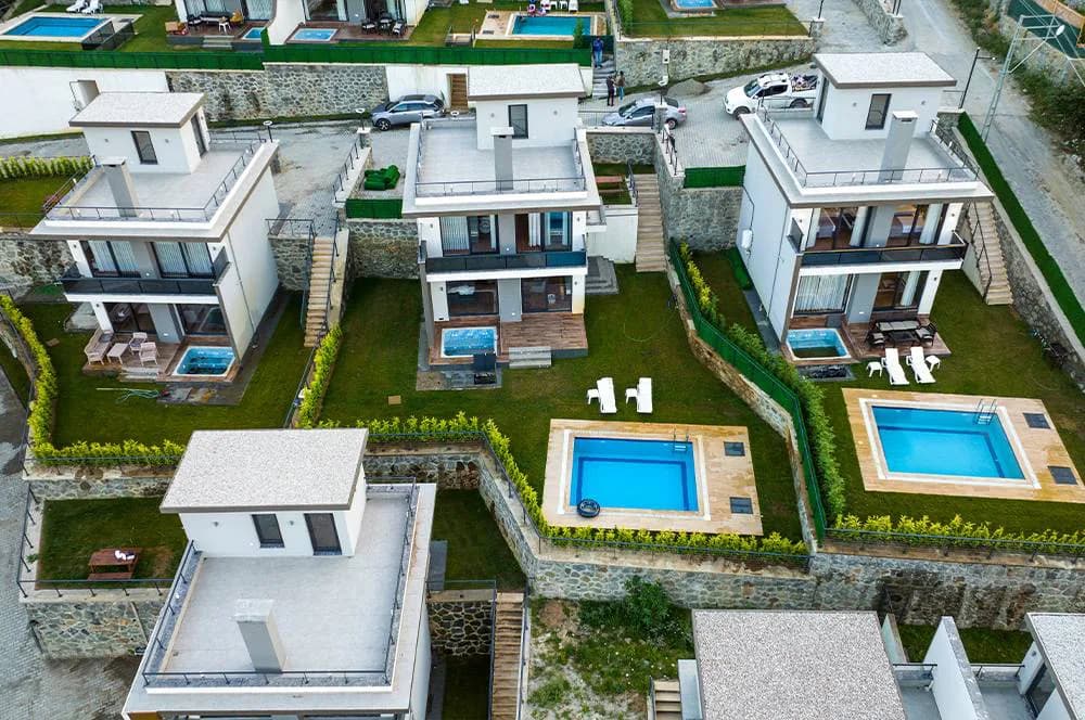 Sapanca Güldibi'nde Doğanın Kalbinde, Jakuzili, Kiralık Villa görsel 1