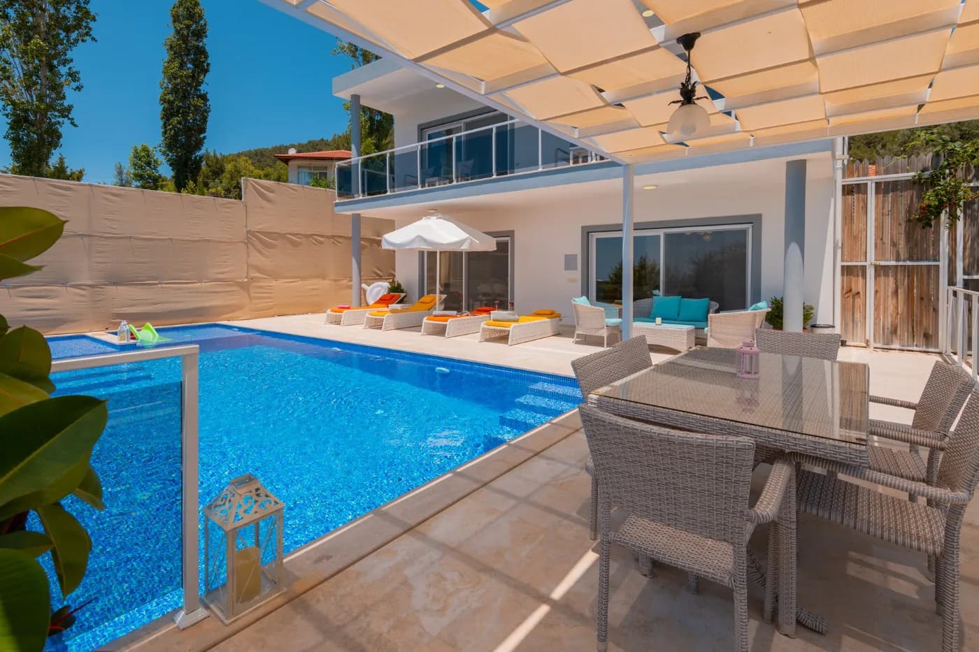 Kaş Kalkan'da Panoramik Deniz Manzaralı, Özel Havuzlu, Konforlu Villa görsel 3